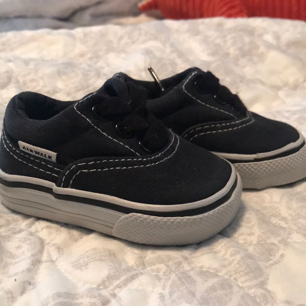 Airwalks